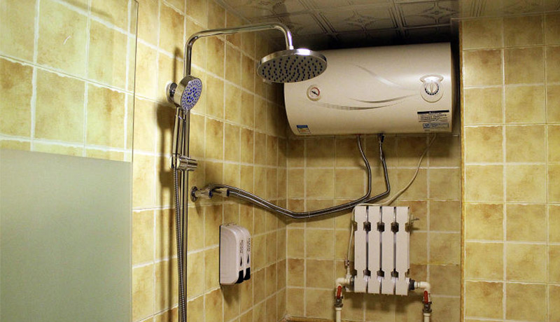 電熱水器