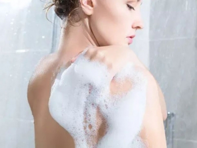 烈日炎炎的夏天，使用集成熱水器有什么優勢?